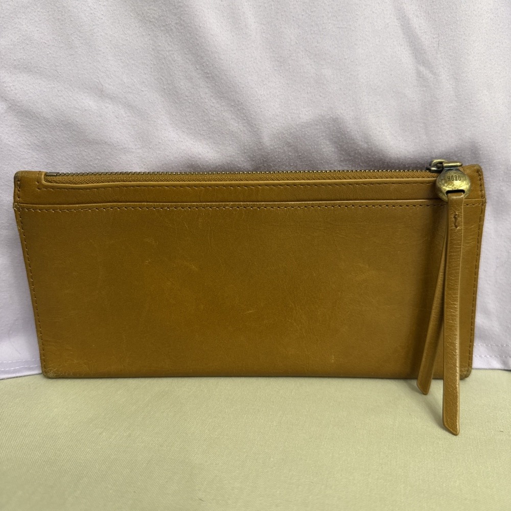 HOBO Tan Leather Clutch Wristlet Wallet Top Zip Pocket Vintage Floral Lining